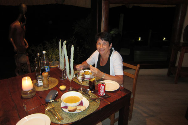 Heerlijk diner in de Erongo Wilderness Lodge