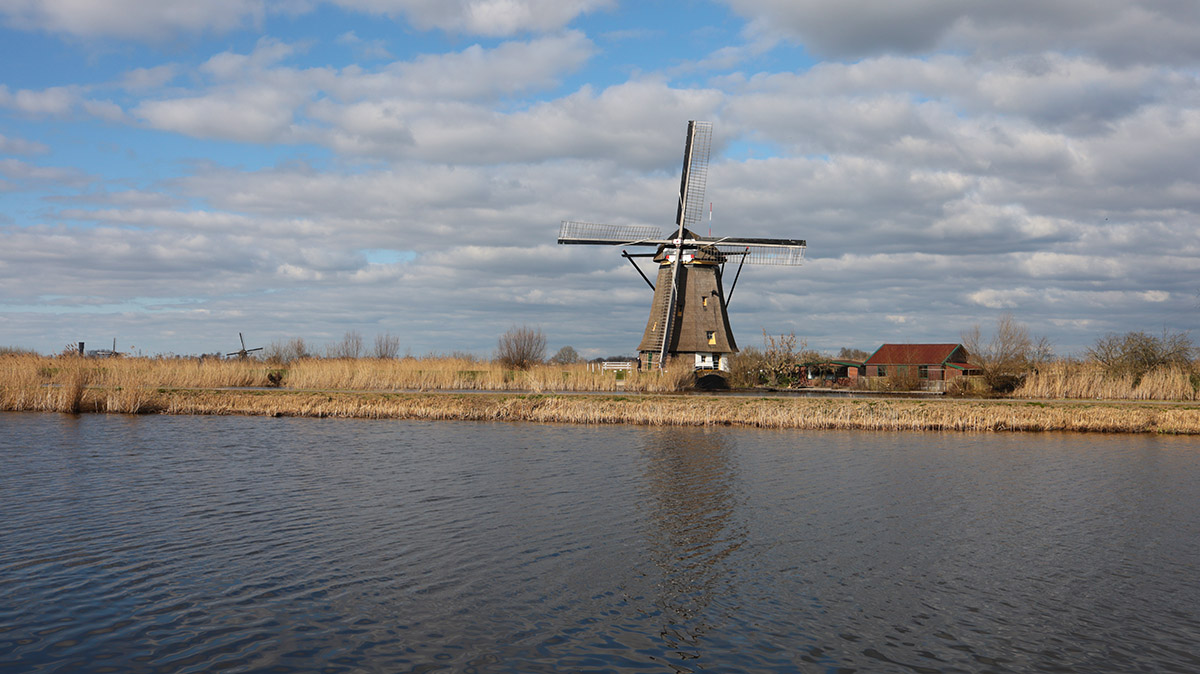 Wandelen langs de molens van Kinderdijk