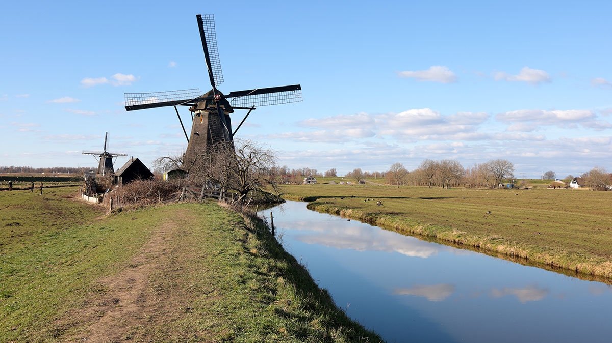 Wandelen langs de molens van Kinderdijk