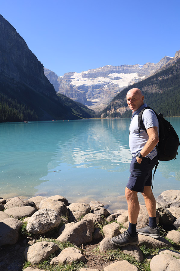 Hans Mom bij lake Louise