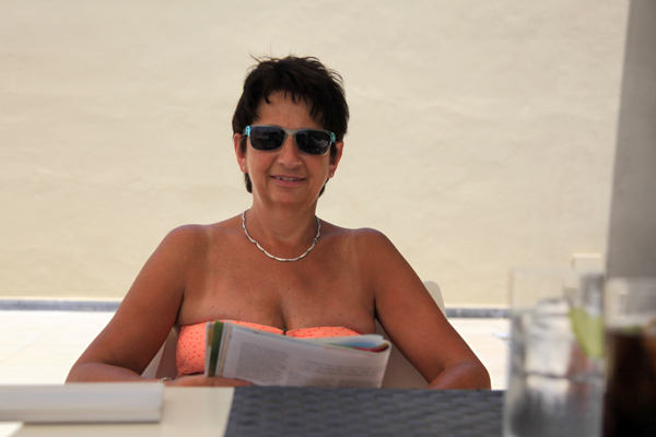 Gina bij hotel Arenas del Mar