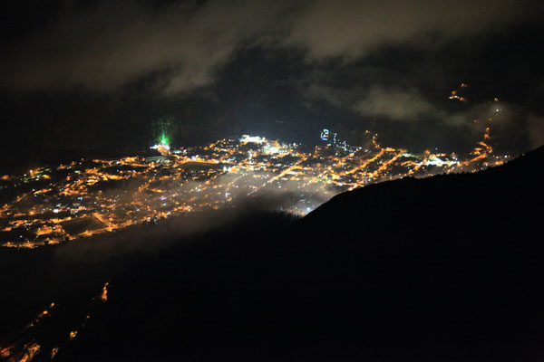 Baños bij avond