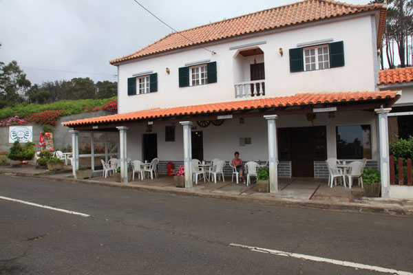 Restaurant in Achadas da Cruz