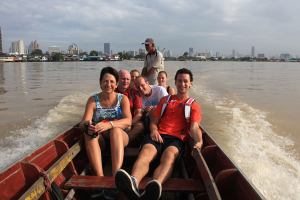 Lekker varen op de Chao Phraya