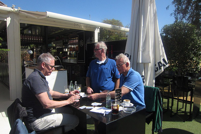 Lonja de Barranco, Sevilla met Hans, Sjaak, Han en piet